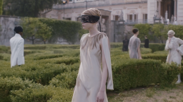 想像力によって繰り広げられる美しき混乱 Dior2026クルーズコレクション