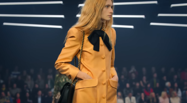 暗闇の中で輝く生命の神秘 Valentino（ヴァレンティノ）2026年春夏コレクション