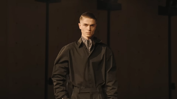 サンローラン(Saint Laurent) 2026秋冬メンズ ジョヴァンニの部屋が照らす影